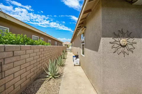 Exterior - 82575 Grant Dr, Indio, CA 92201 photo 7 of 9