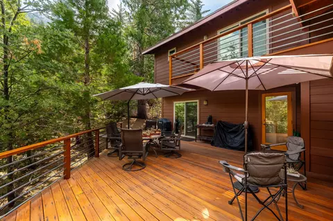 Exterior - 55370 Silver Tip Ln, Idyllwild, CA 92549 photo 13 of 29