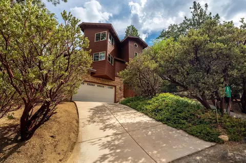Exterior - 55370 Silver Tip Ln, Idyllwild, CA 92549 photo 3 of 29