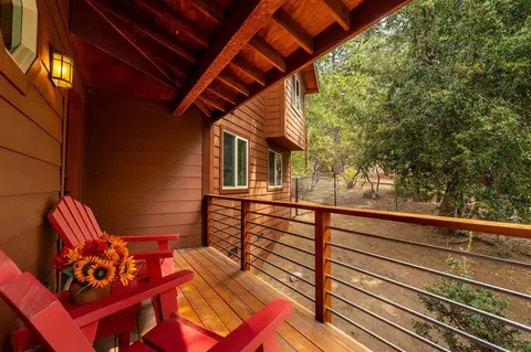 Exterior - 55370 Silver Tip Ln, Idyllwild, CA 92549 photo 6 of 29