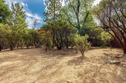 Exterior - 55370 Silver Tip Ln, Idyllwild, CA 92549 photo 26 of 29