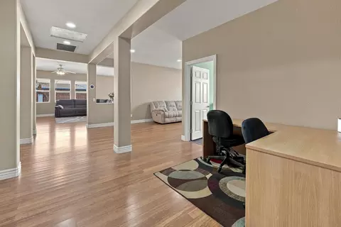 Entry Way - 41367 Farmer Ct, Indio, CA 92203 photo 4 of 5