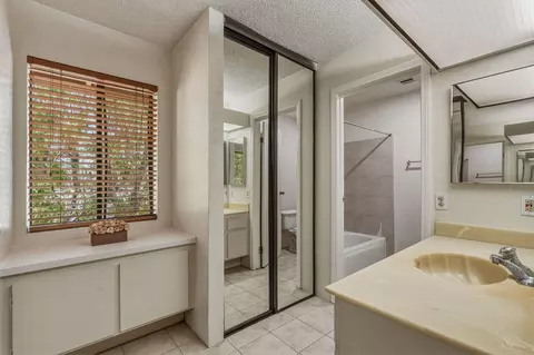 Bath - 48255 Monroe St, Indio, CA 92201 photo 1 of 6