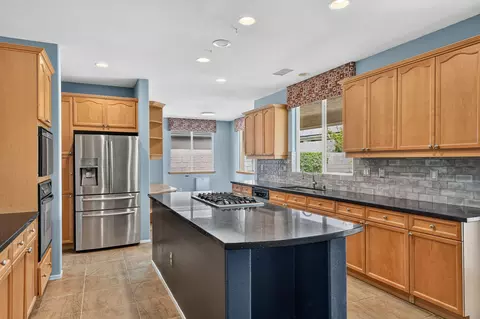 Kitchen - 82938 Generations Dr, Indio, CA 92203 photo 4 of 5