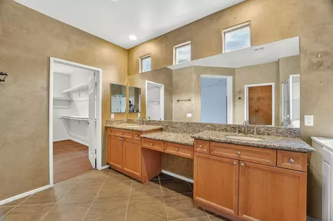 Bath - 82938 Generations Dr, Indio, CA 92203 photo 6 of 8