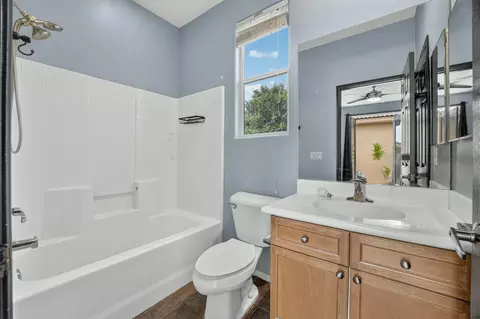 Bath - 82938 Generations Dr, Indio, CA 92203 photo 3 of 8