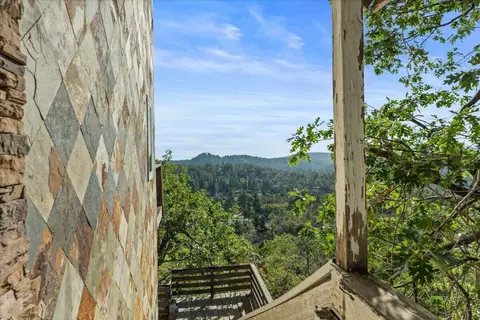 Exterior - 2190 Tank Rd, Running Springs, CA 92382 photo 8 of 16