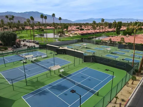 View/Area - 44 Maximo Way, Palm Desert, CA 92260 photo 3 of 3