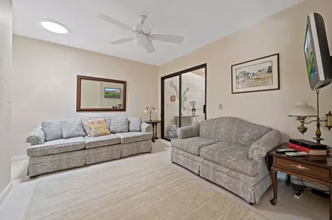 Living - 44 Maximo Way, Palm Desert, CA 92260 photo 4 of 4