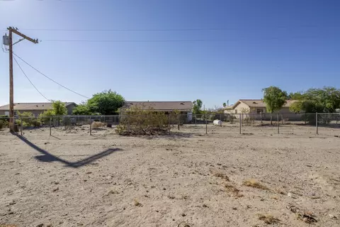 Exterior - 1289 Avalon Ave, Thermal, CA 92274 photo 6 of 6