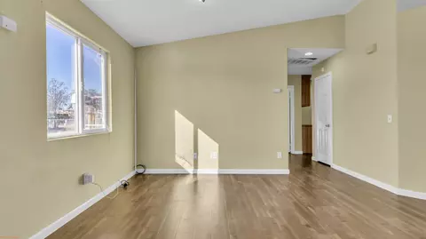 Living - 1289 Avalon Ave, Thermal, CA 92274 photo 4 of 5