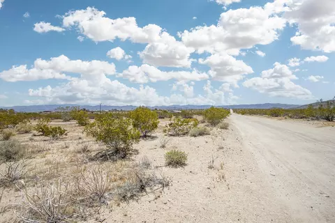3375 Sunset Rd, Joshua Tree, CA 92252 photo 11