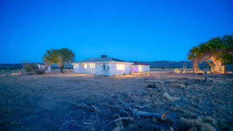 Exterior - 4999 Sungold Ave, Joshua Tree, CA 92252 photo 36 of 45