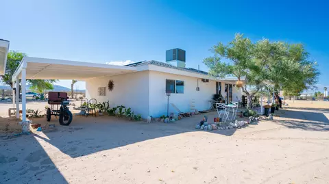 Exterior - 4999 Sungold Ave, Joshua Tree, CA 92252 photo 8 of 45