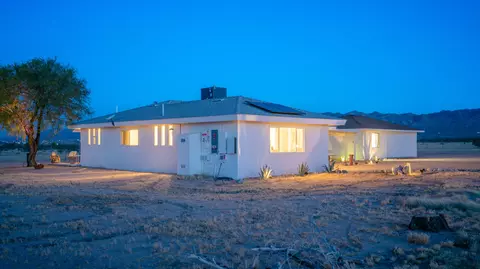 Exterior - 4999 Sungold Ave, Joshua Tree, CA 92252 photo 37 of 45