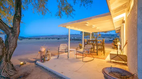 Exterior - 4999 Sungold Ave, Joshua Tree, CA 92252 photo 35 of 45