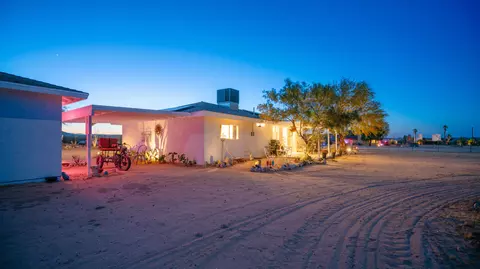 Exterior - 4999 Sungold Ave, Joshua Tree, CA 92252 photo 40 of 45