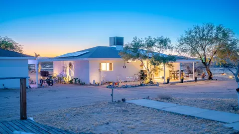 Exterior - 4999 Sungold Ave, Joshua Tree, CA 92252 photo 34 of 45
