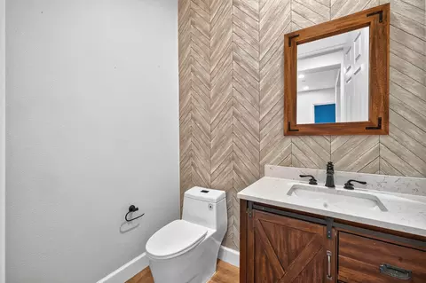 Bath - 49101 Escalante St, Indio, CA 92201 photo 5 of 5