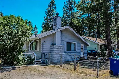Exterior - 945 Greenway Dr, Big Bear City, CA 92314 photo 1 of 13