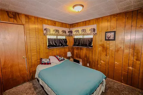 Bedroom - 945 Greenway Dr, Big Bear City, CA 92314 photo 8 of 13