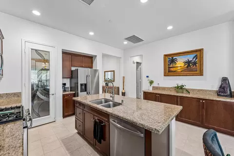 Kitchen - 43693 Treviso Dr, Indio, CA 92203 photo 2 of 4
