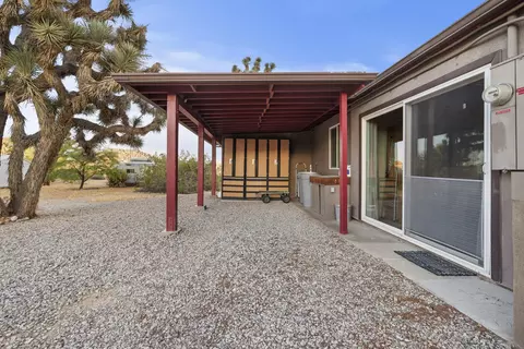 Exterior - 8427 Rock Haven Rd, Joshua Tree, CA 92252 photo 13 of 20