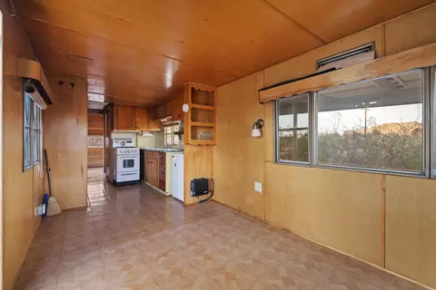 Living - 8427 Rock Haven Rd, Joshua Tree, CA 92252 photo 12 of 12