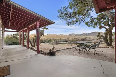 Exterior - 8427 Rock Haven Rd, Joshua Tree, CA 92252 photo 8 of 20