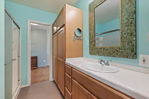 Bath - 8427 Rock Haven Rd, Joshua Tree, CA 92252 photo 2 of 2