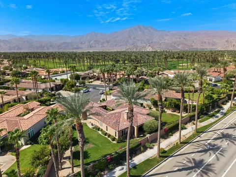 View/Area - 81942 Elynor Ct, La Quinta, CA 92253 photo 3 of 5