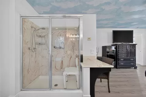 Bath - 22710 E Main St, Grand Terrace, CA 92313 photo 3 of 8