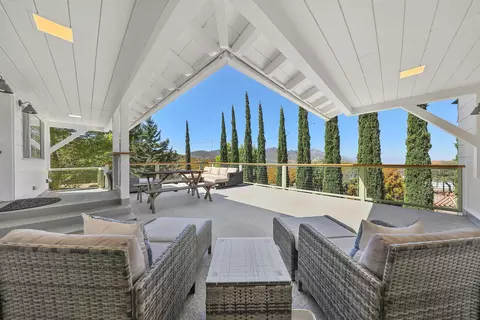 67079 Ribbonwood Dr, Mountain Center, CA 92561