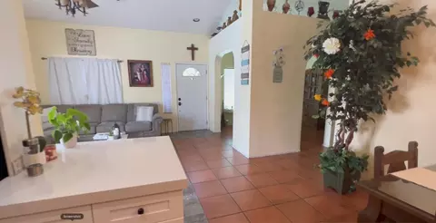 Entry Way - 31478 Robert Rd, Thousand Palms, CA 92276 photo 2 of 6