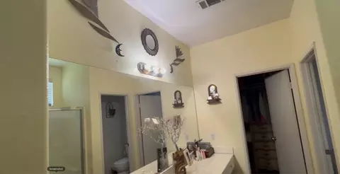 Bath - 31478 Robert Rd, Thousand Palms, CA 92276 photo 3 of 8