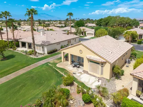 View/Area - 43370 Saint Andrews Dr, Indio, CA 92201 photo 7 of 14