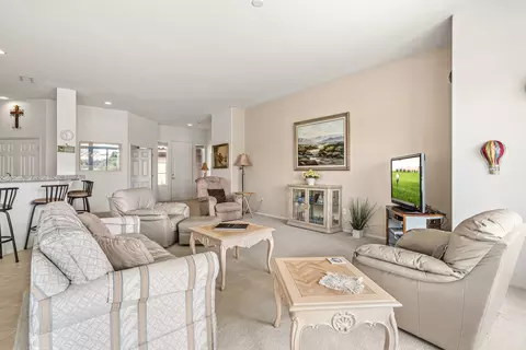 Living - 43370 Saint Andrews Dr, Indio, CA 92201 photo 4 of 5