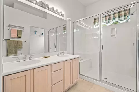 Bath - 43370 Saint Andrews Dr, Indio, CA 92201 photo 1 of 3
