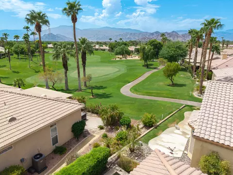 View/Area - 43370 Saint Andrews Dr, Indio, CA 92201 photo 4 of 14