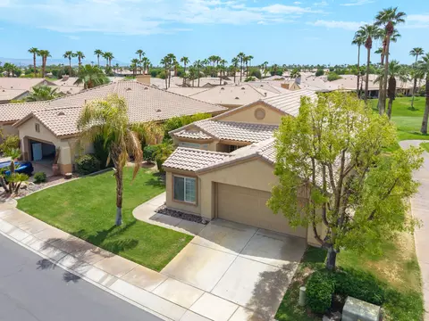 View/Area - 43370 Saint Andrews Dr, Indio, CA 92201 photo 1 of 14