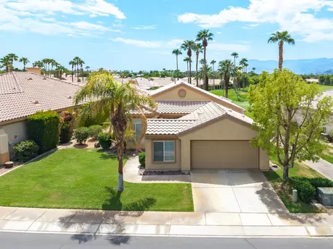 View/Area - 43370 Saint Andrews Dr, Indio, CA 92201 photo 2 of 14