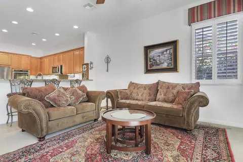 Living - 80769 Avenida Manzanillo, Indio, CA 92203 photo 5 of 7