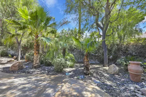 Exterior - 80769 Avenida Manzanillo, Indio, CA 92203 photo 6 of 17