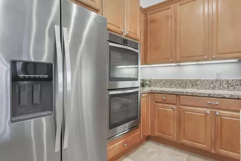 Kitchen - 80769 Avenida Manzanillo, Indio, CA 92203 photo 3 of 4