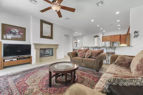 Living - 80769 Avenida Manzanillo, Indio, CA 92203 photo 6 of 7