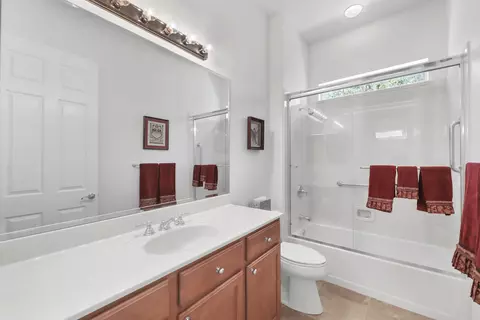 Bath - 80769 Avenida Manzanillo, Indio, CA 92203 photo 5 of 5