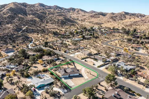 View/Area - 8687 Grand Ave, Yucca Valley, CA 92284 photo 5 of 9