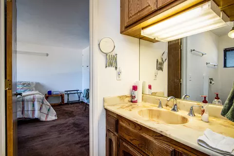 Bath - 8687 Grand Ave, Yucca Valley, CA 92284 photo 4 of 4