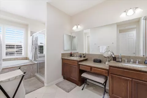 Bath - 81908 Villa Reale Dr, Indio, CA 92203 photo 1 of 5