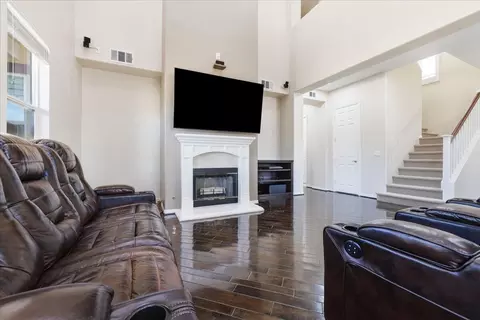 Living - 81908 Villa Reale Dr, Indio, CA 92203 photo 1 of 2